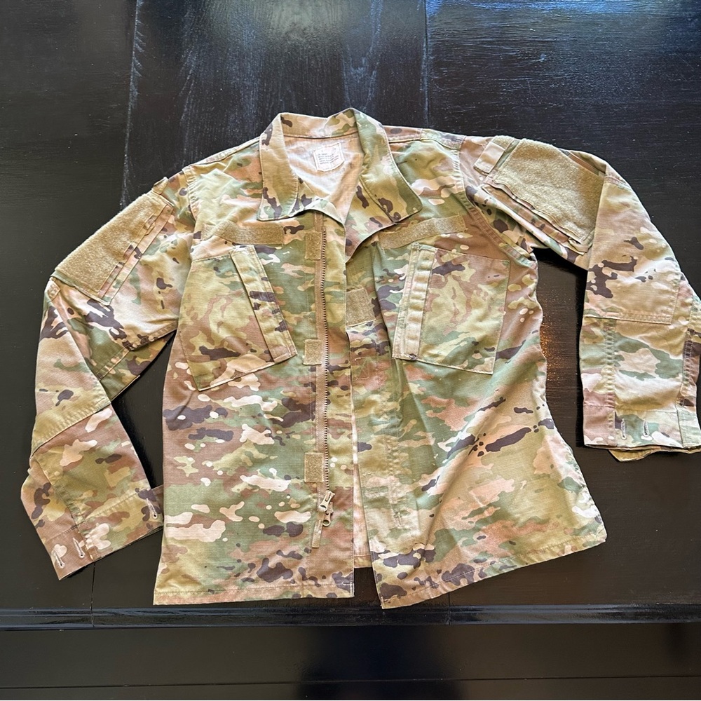 Authentic Military Jacket Medium Camo Camouflage Surplus Green Brown Top